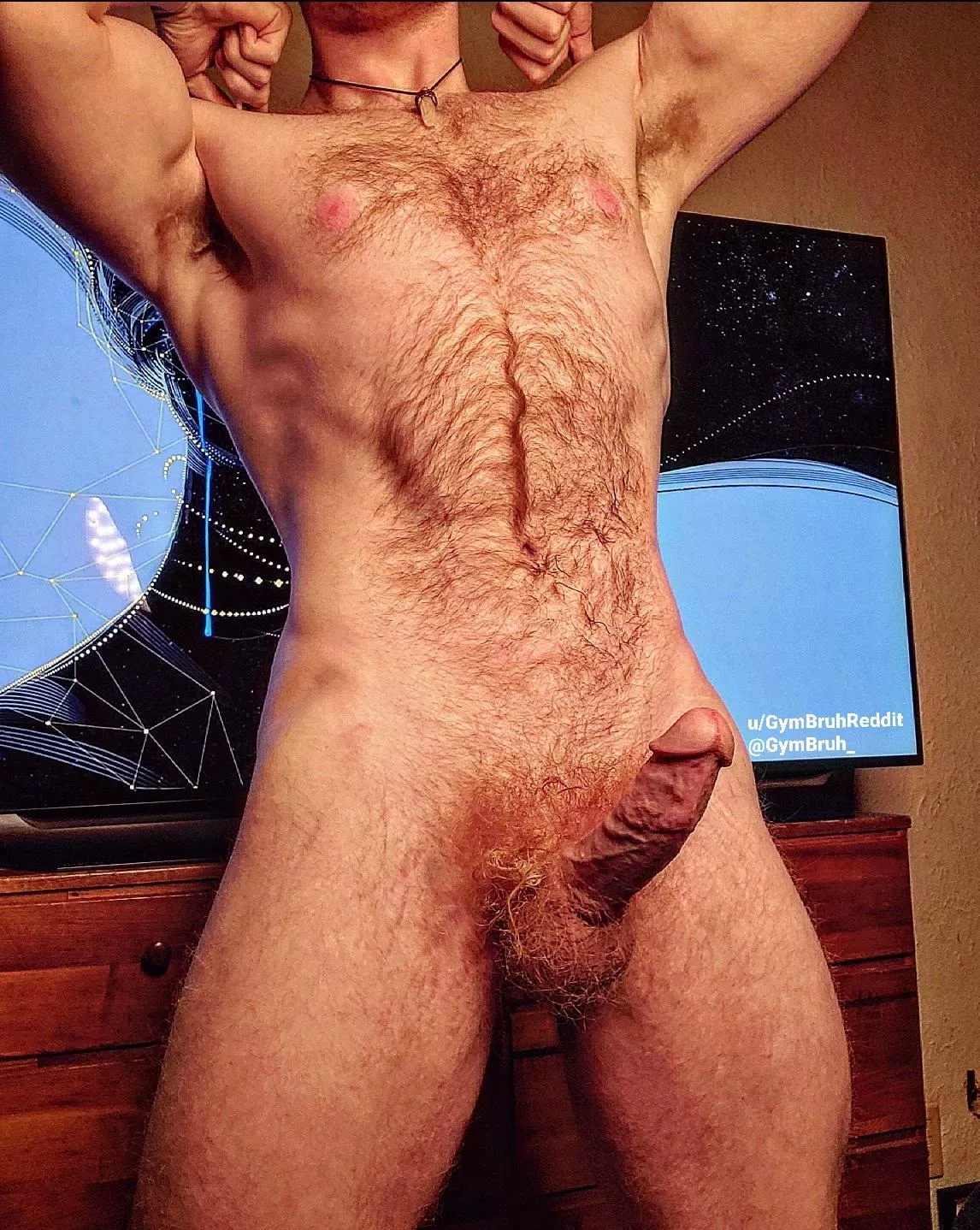 The thought of you seeing this makes me so horny 😈 I want you to drop to your knees for me 💪