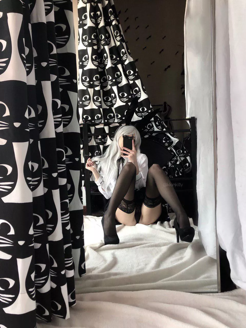 There’s a tiny bunny waiting for you with her legs open