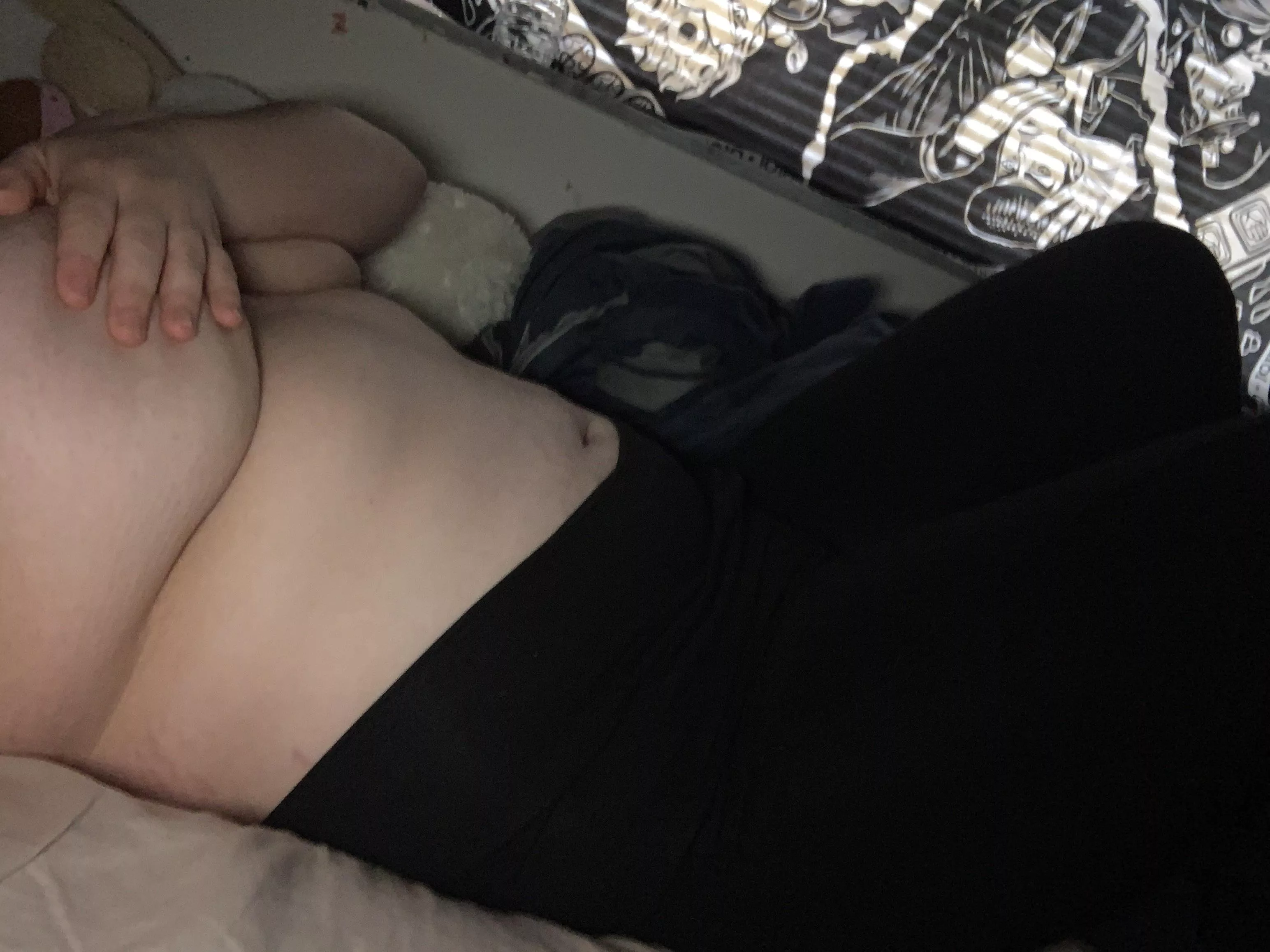 These are heavy, could you help me? 🥺 These are heavy, could you help me? 🥺
