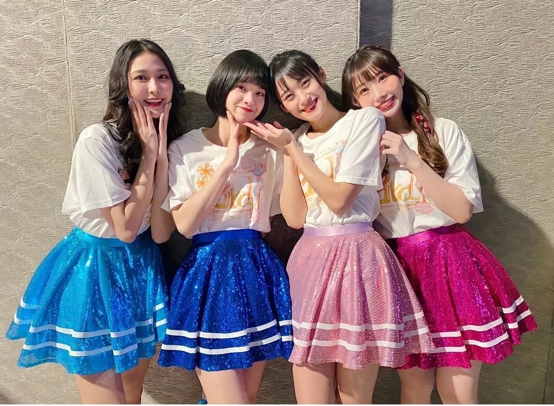 These are kids channel actors, which one is slut?