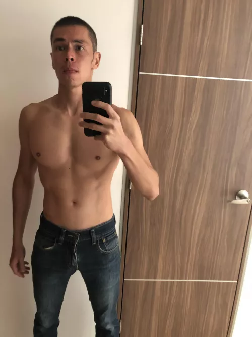 These jeans are wayyyy to tight These jeans are wayyyy to tight