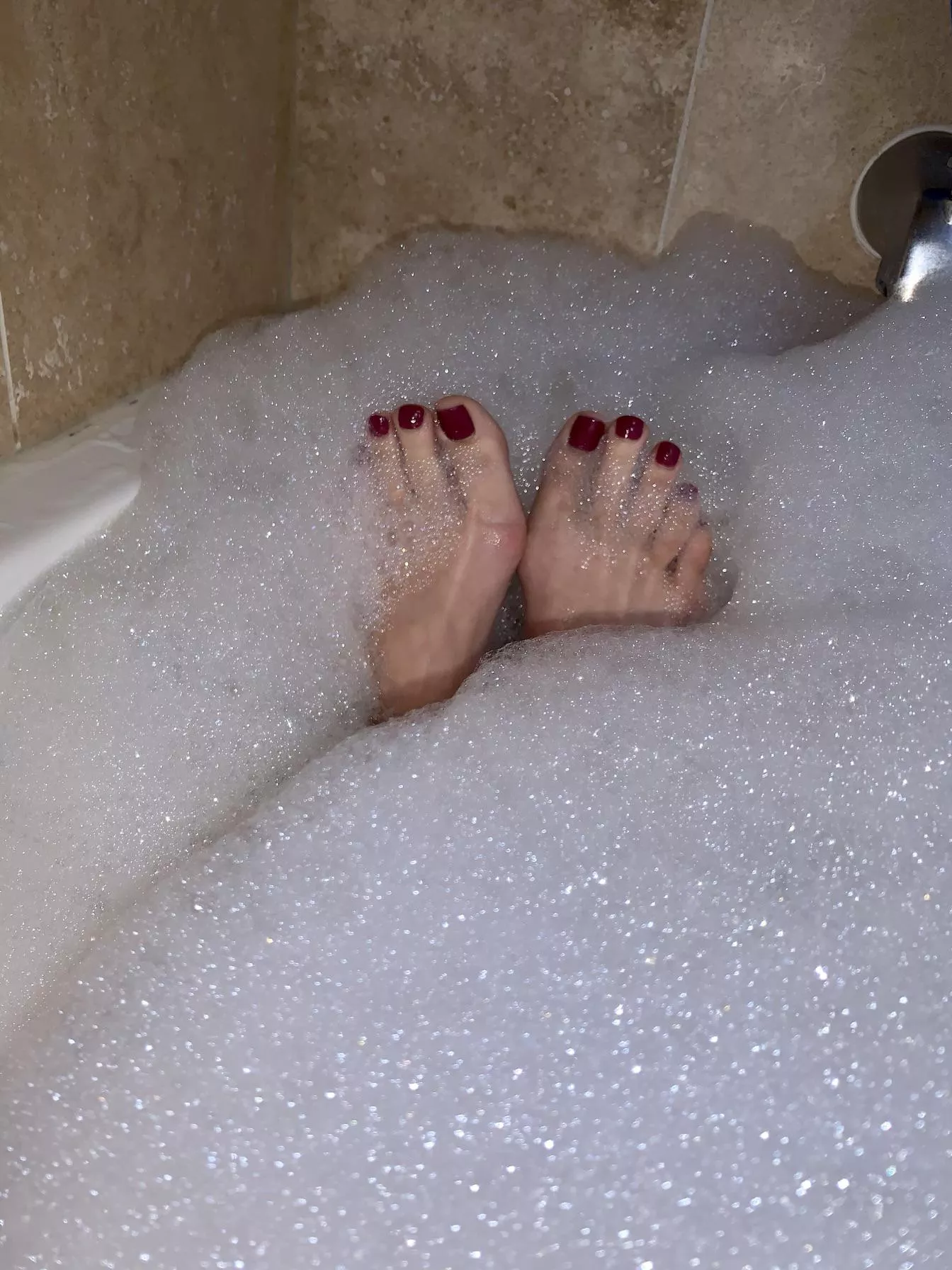 These soles are gonna be sooo soft after this soak 🥰