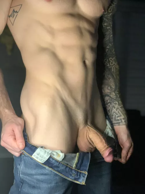 They said these were stretch jeans👖