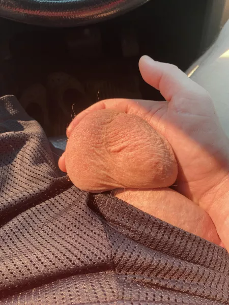 They say Iโm a handful. Is this what they mean? They say Iโm a handful. Is this what they mean?