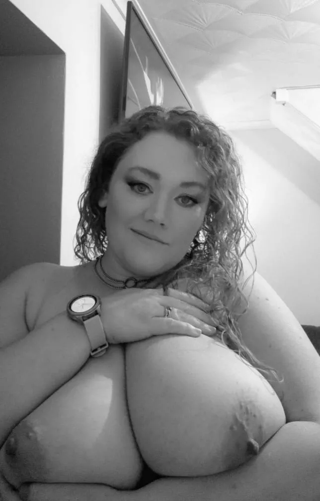 They're a 2 arm job 😂😂😂