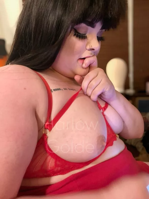 They're getting a bit of help from this bra ❣️ They're getting a bit of help from this bra ❣️