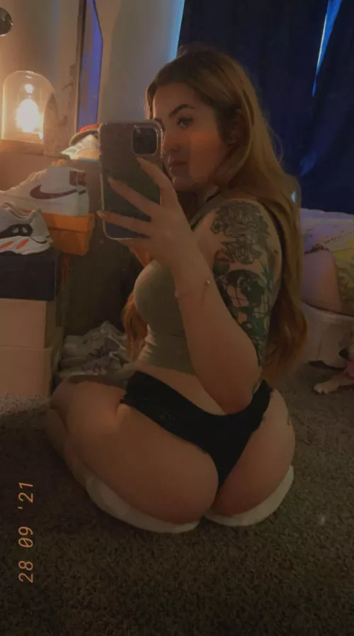 Thicc enough to be here? ππ Thicc enough to be here? ππ