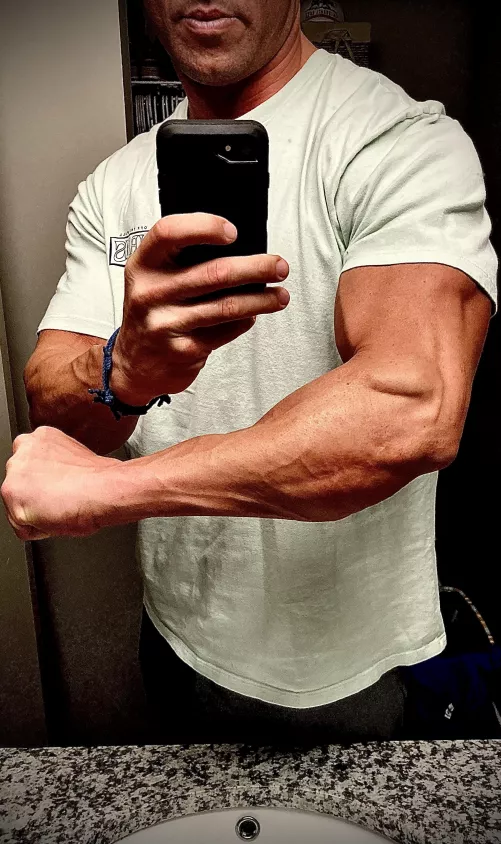 Thicc Nโ Veiny ๐ฆ๐ฆ๐ฆ Thicc Nโ Veiny ๐ฆ๐ฆ๐ฆ