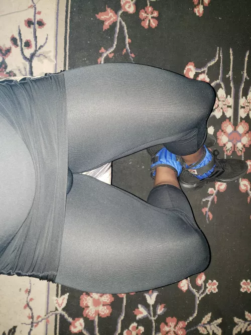 Thicc thighs?