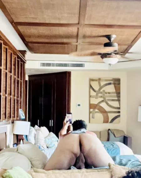 ππ Thick Ass Bttm
