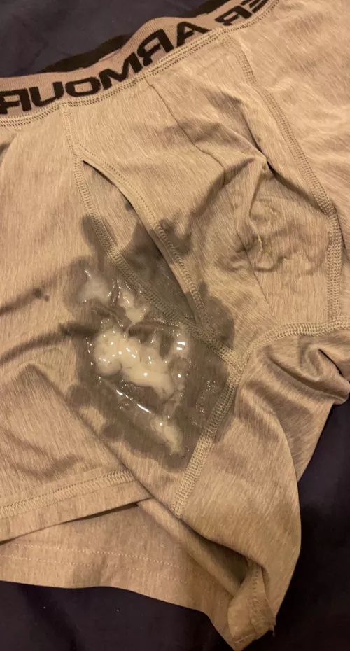 *thick cum alert* [selling] [worldwide shipping] 19 years old. Jerks off everyday and works out in gym so guaranteed musky and sweaty. Can be customised as you like