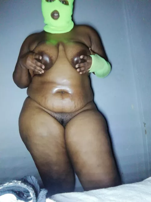 Thick thot.