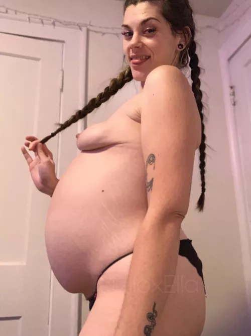 Thick Thursday had me like…