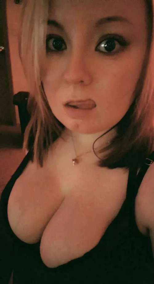 Thicker means more tits to love ❤ Thicker means more tits to love ❤