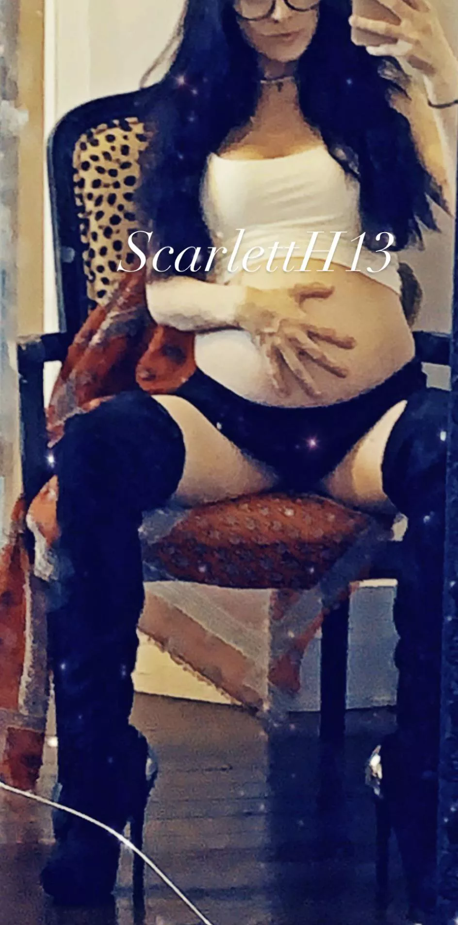 Thigh high boots on a pregnant Latina Thigh high boots on a pregnant Latina