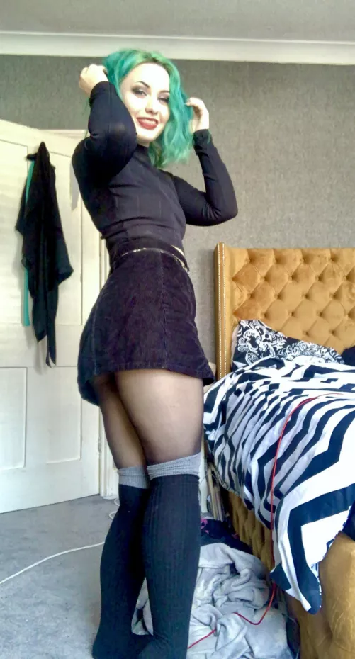 Thigh highs really complete an outfit š