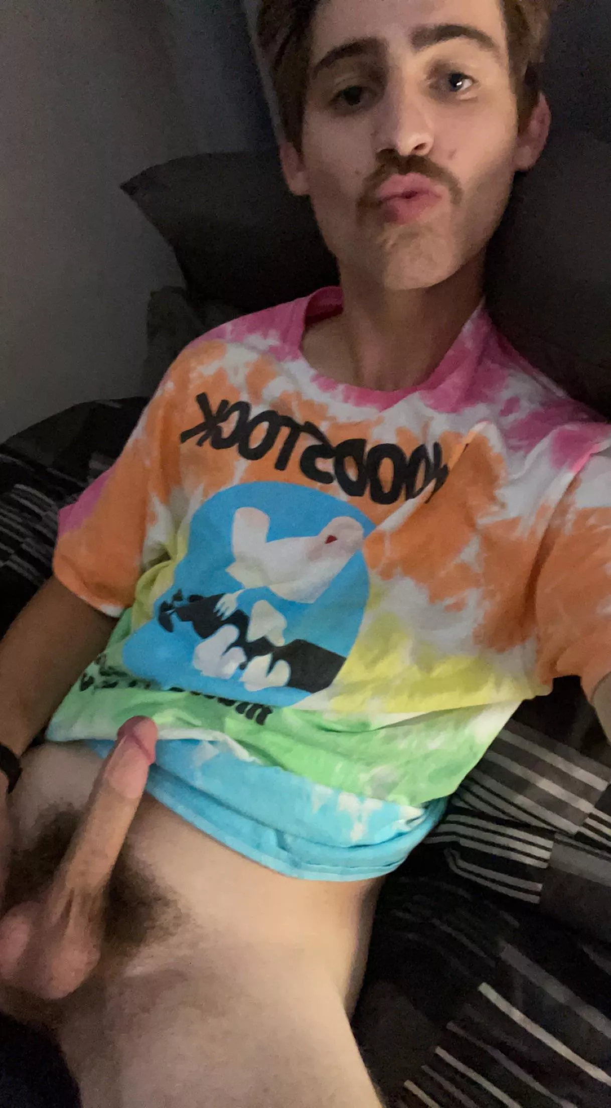 Think I might be bi?? Who’s gonna help me find out? :) (m22)