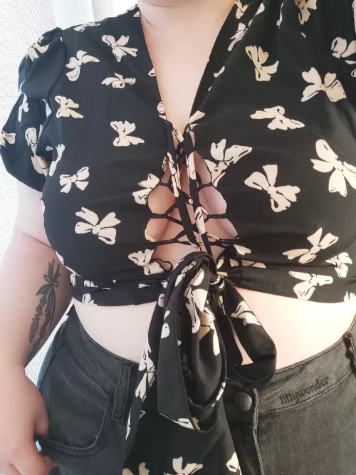 Think you could remove my top without ripping it? Think you could remove my top without ripping it?