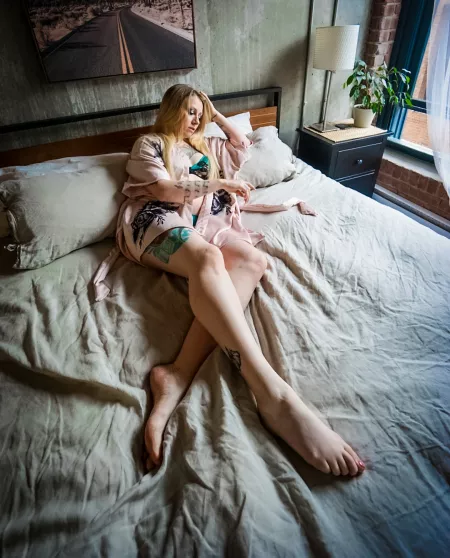 Thinking about you massaging lotion on my feet Thinking about you massaging lotion on my feet