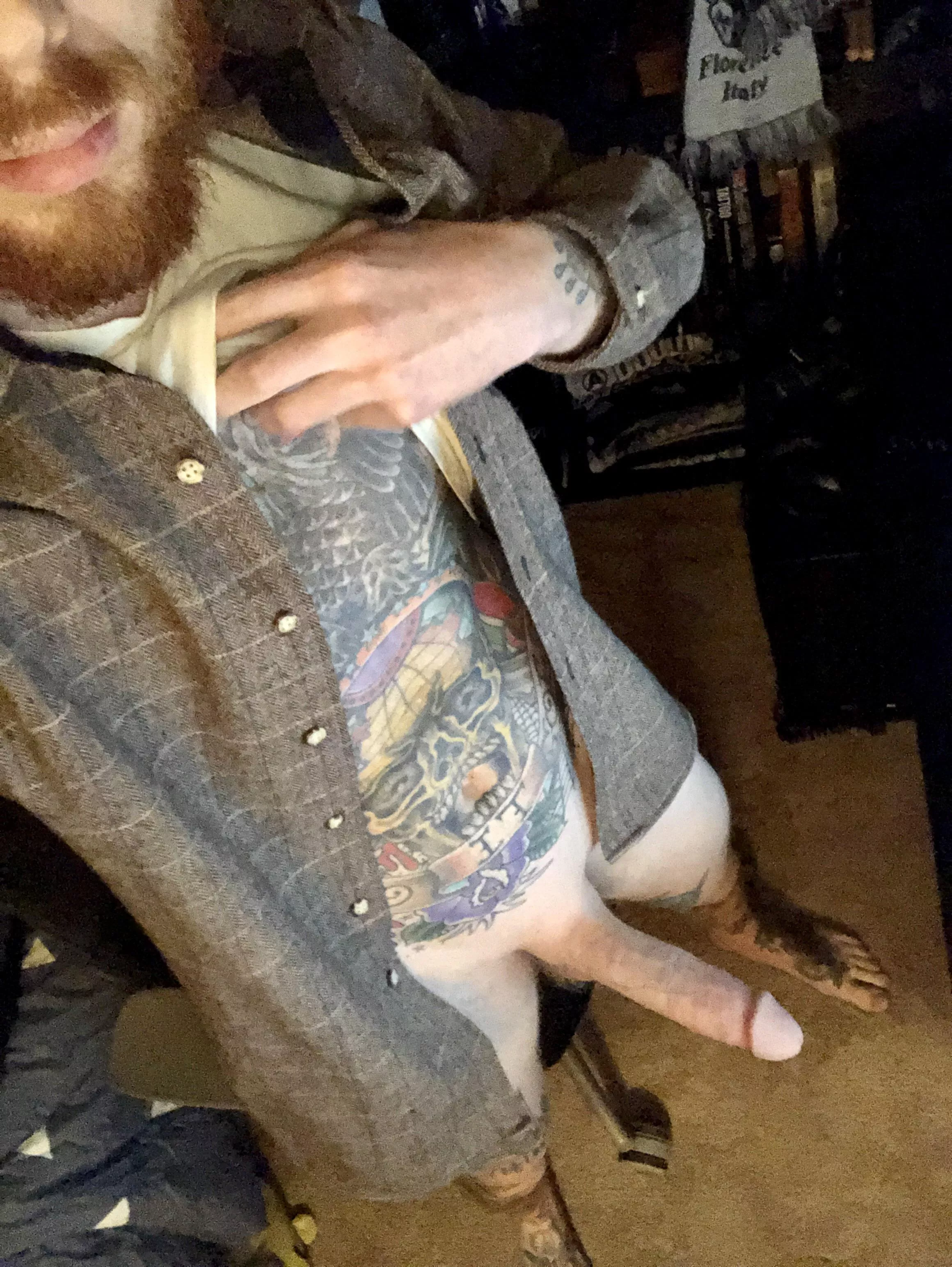 This big dick gets me in trouble🥴