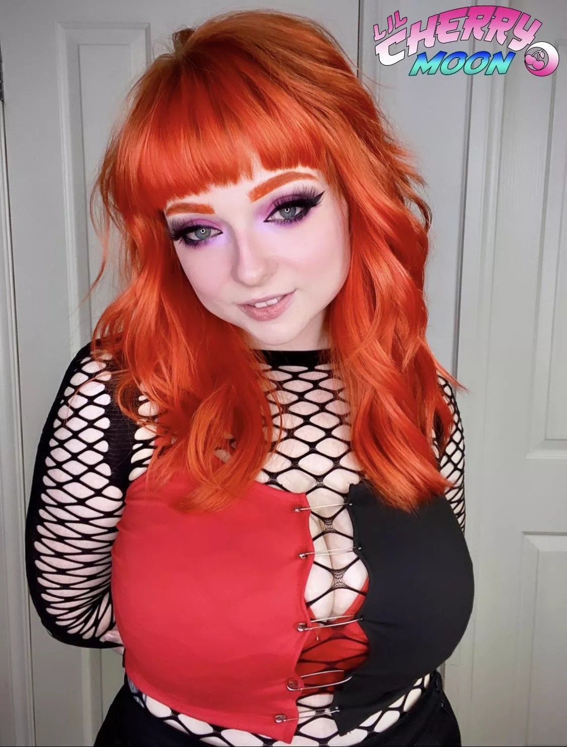 This big tiddy goth girlfriend will be replying to everyone on this post all weekend 😈