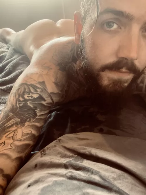 This butt needs some attention ๐ This butt needs some attention ๐