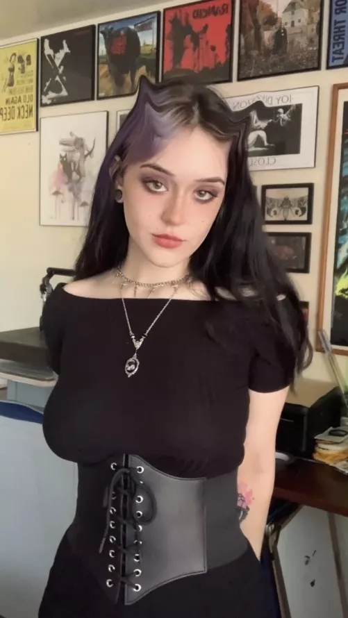 this dress 🤝 this corset 🤝 boobs this dress 🤝 this corset 🤝 boobs