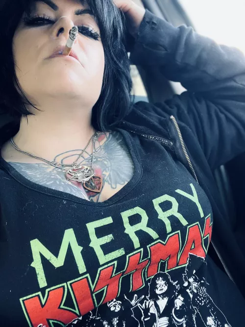 This is as festive as I get💋