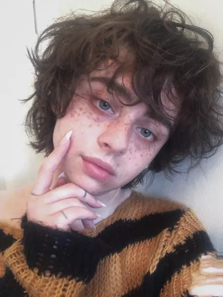 this is completely out of my comfort zone, so I might end up deleting but I liked my hair today ☁️ this is completely out of my comfort zone, so I might end up deleting but I liked my hair today ☁️