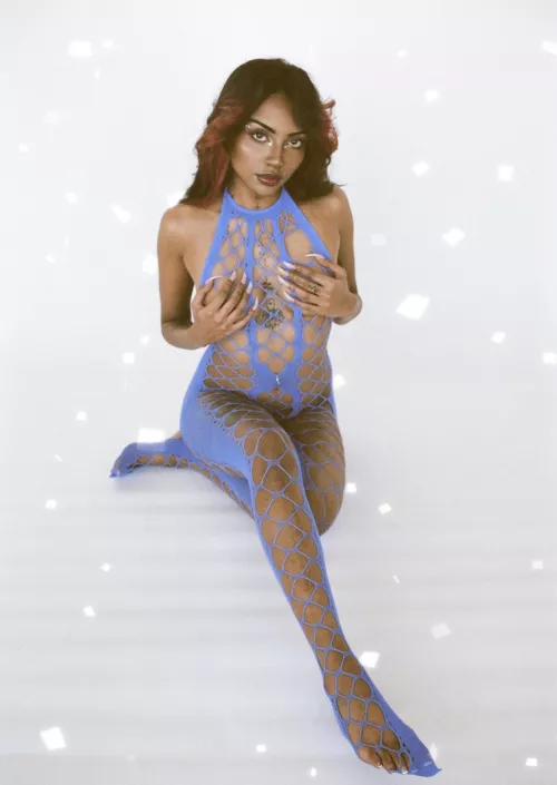 This is considered fishnets right ?