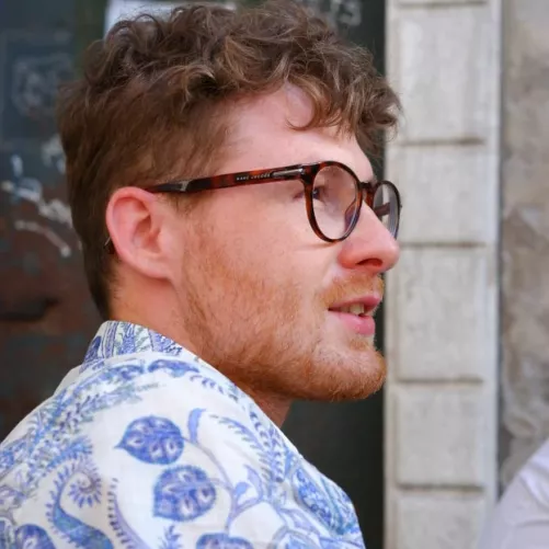 This is me drunk on cheap red wine in Venice This is me drunk on cheap red wine in Venice