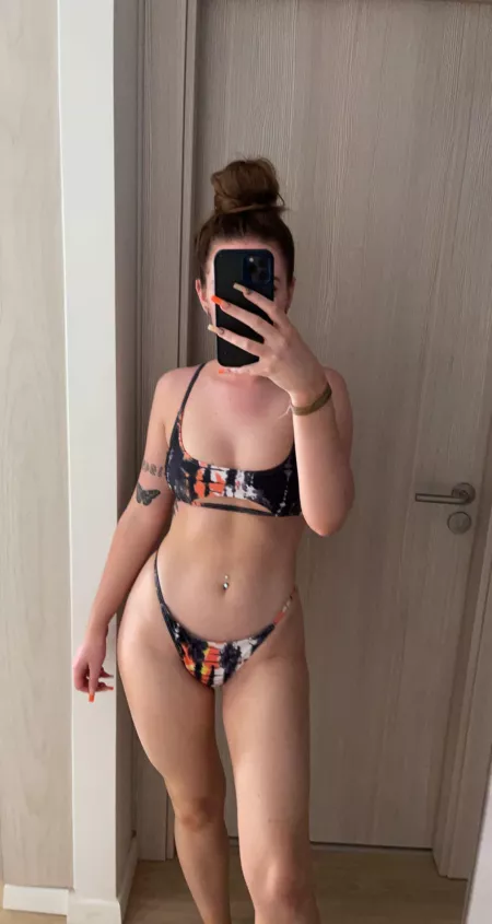 This is my favourite bikini! So skimpy and SO cute āØ