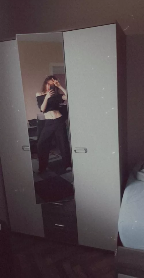 This moment when nobody is home and you can try on your mothers closet and just vibe to Shakira music 😌 This moment when nobody is home and you can try on your mothers closet and just vibe to Shakira music 😌