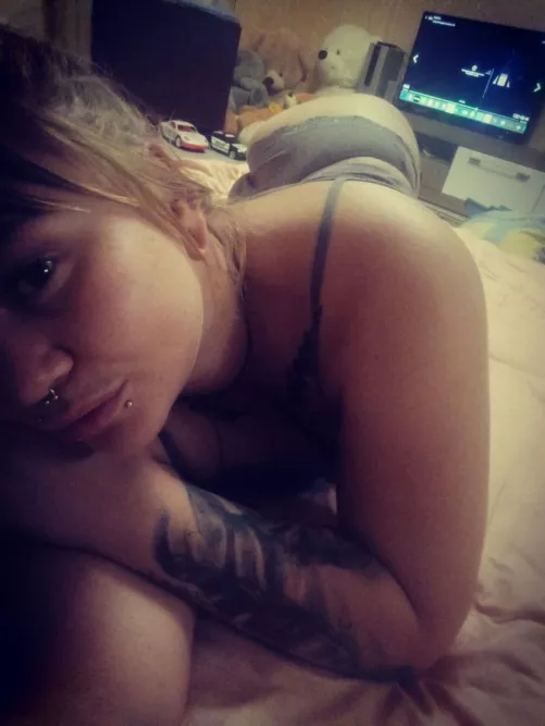 This picture will let you know that mommy is very sexy This picture will let you know that mommy is very sexy