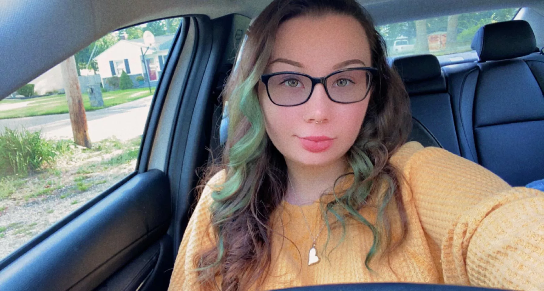 This probably won’t get any attention because it’s not a nude, but I hope you have a great Sunday!☺️