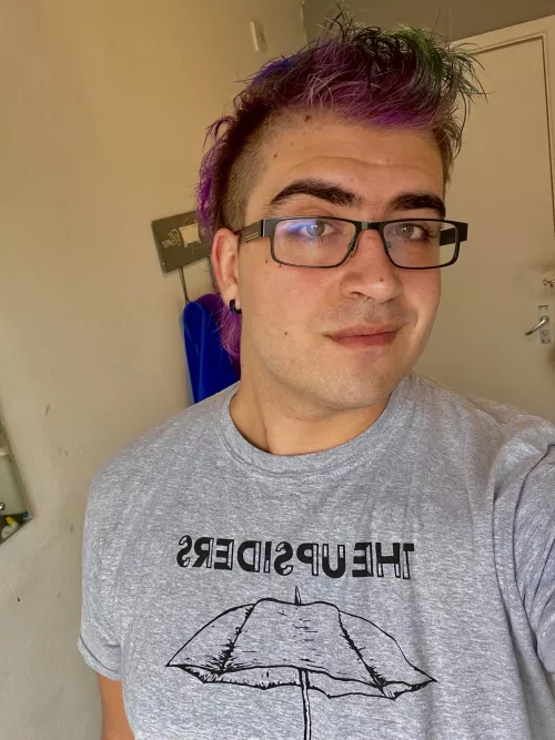 This real life stuff is really cutting into my gaming time. Back 4 Blood is simply not going to play itself. Anyway here’s a selfie I liked