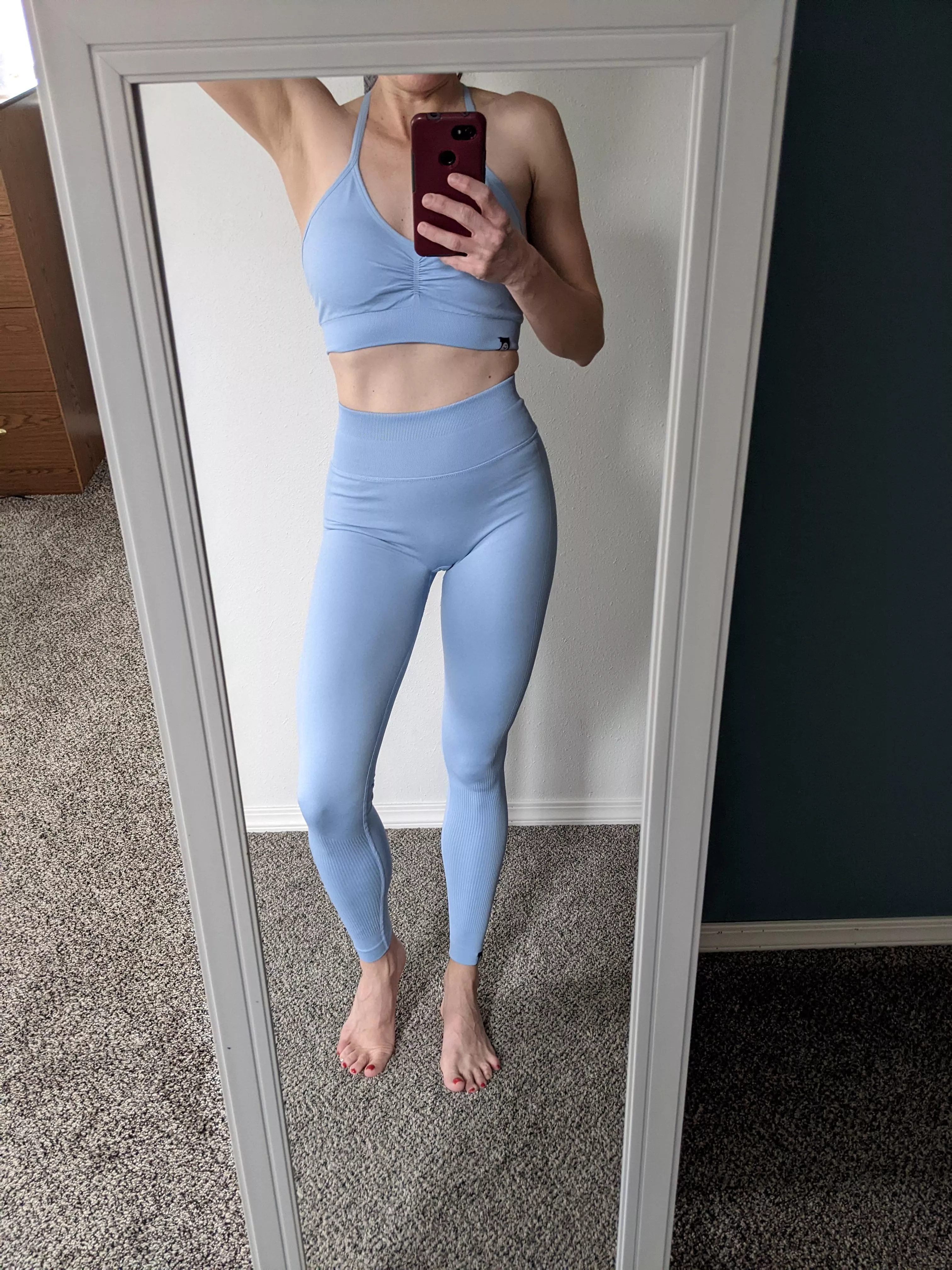 This set is so beautiful and comfy!💙 [F]