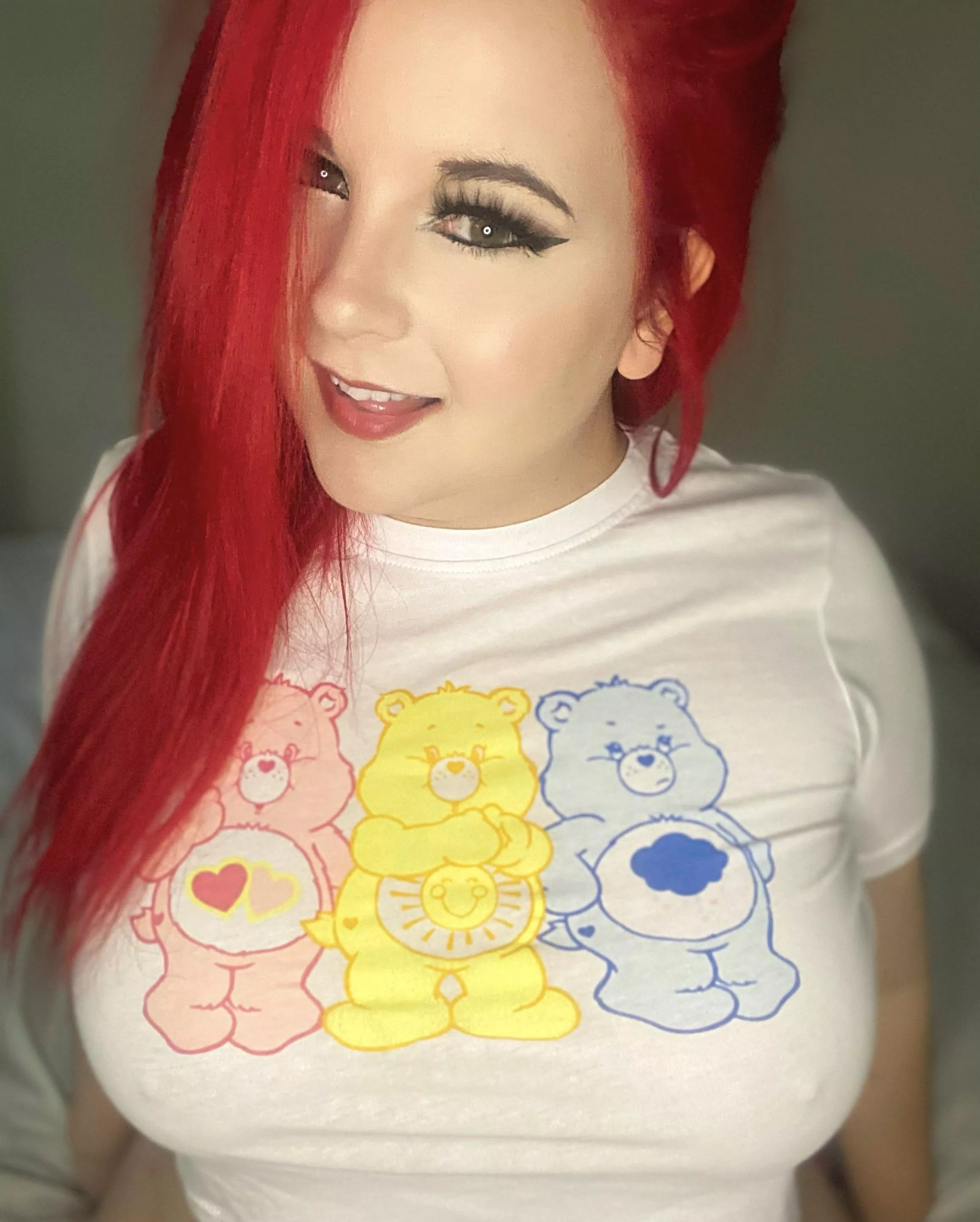 This shirt can hardly contain my titties π This shirt can hardly contain my titties π