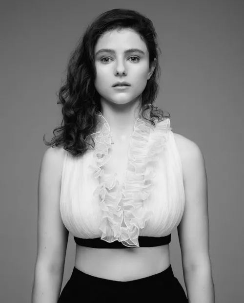 Thomasin McKenzie has great tits Thomasin McKenzie has great tits