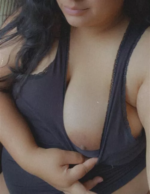 Those of you who ask for face picsβ¦hereβs a teaser ππ₯°
