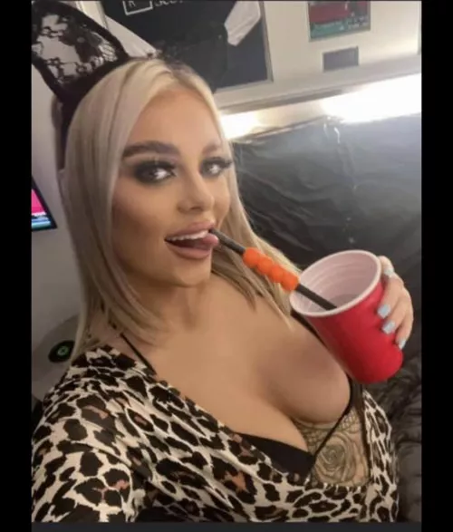 those tits🤤🏴󠁧󠁢󠁳󠁣󠁴󠁿