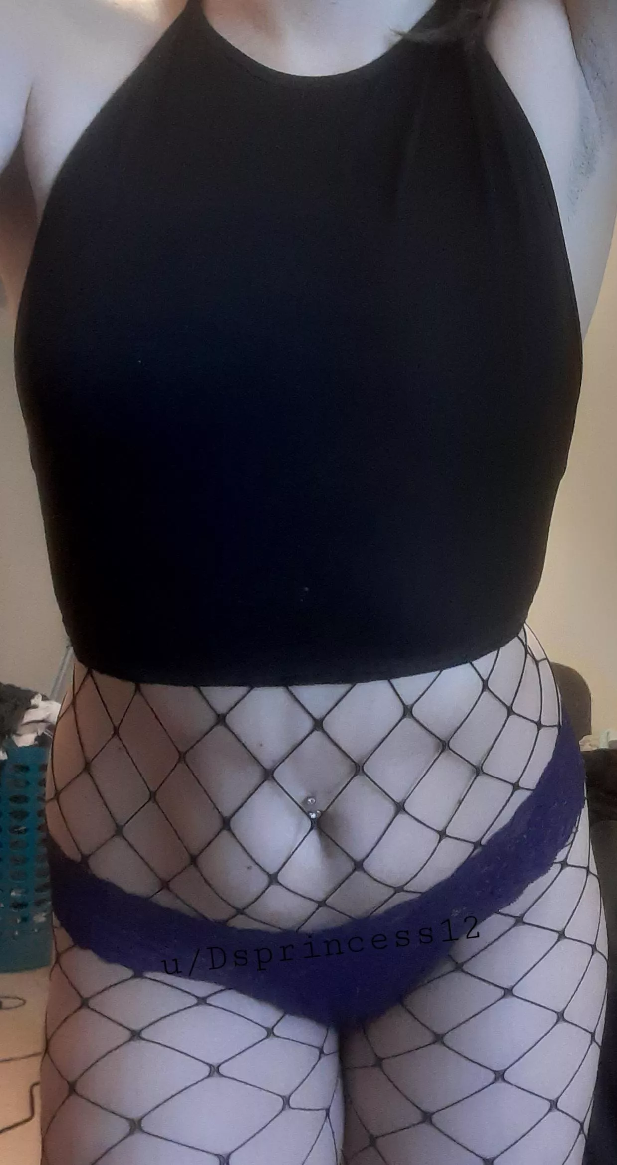 Thought I would try a different type of outfit