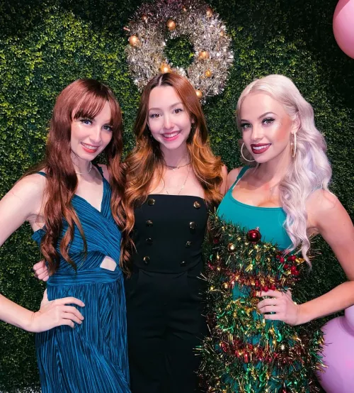 Three Beauties Three Beauties