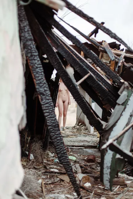 Thru the burnt building I go, for only my body to be seen. Thru the burnt building I go, for only my body to be seen.