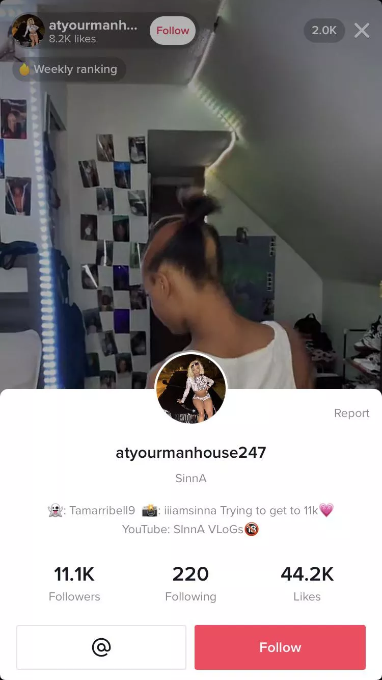 Tiddies keep poppin out