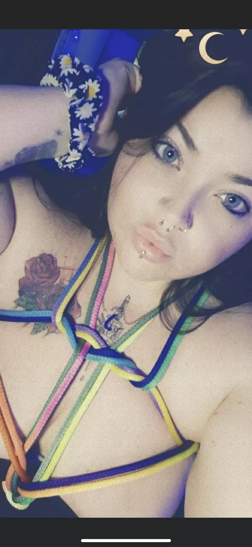 Tie me up š Tie me up š