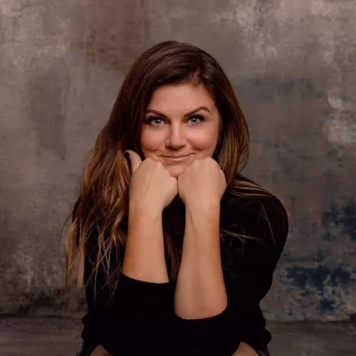 Tiffani Thiessen is 48 today.