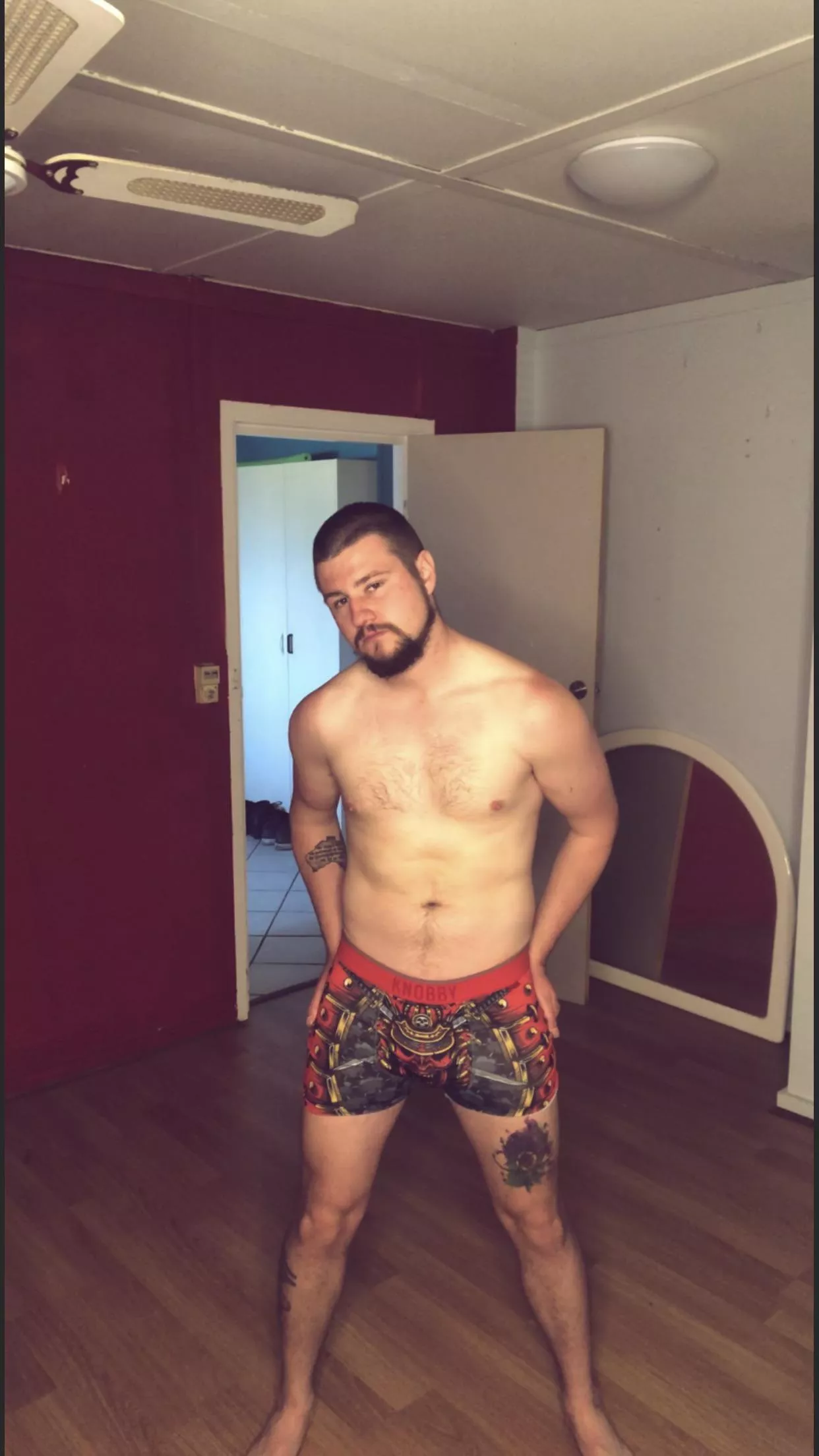 TIGHT TIGHT
