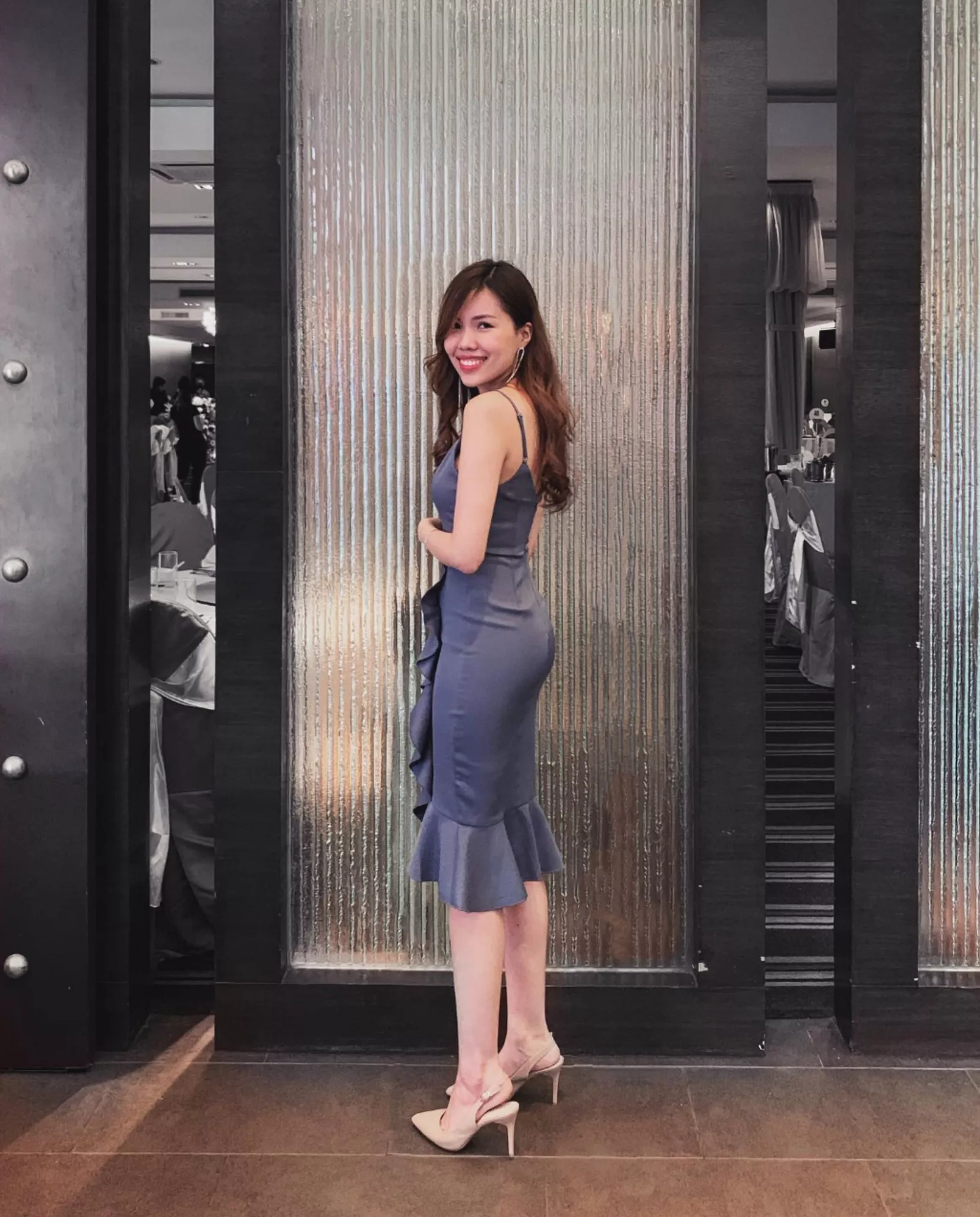 Tight dress tight ass Tight dress tight ass