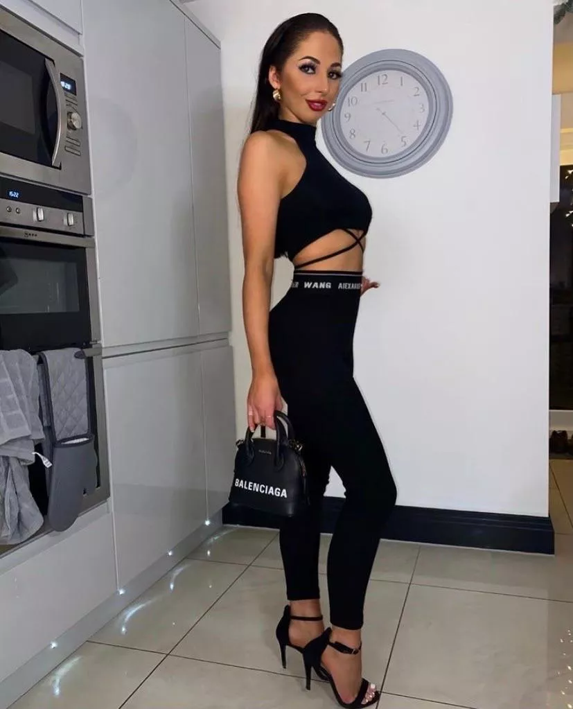 Tight little slag Tight little slag